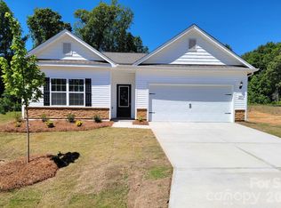3458 Robindale Dr, Winston Salem, NC 27127