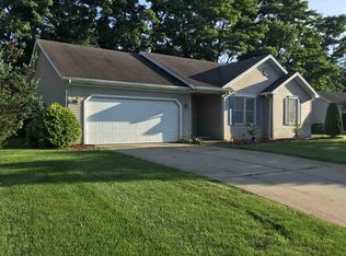 22938 Foxfire Dr, Elkhart, IN 46514