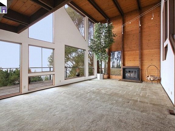4th image of 1815 Manzanita Dr