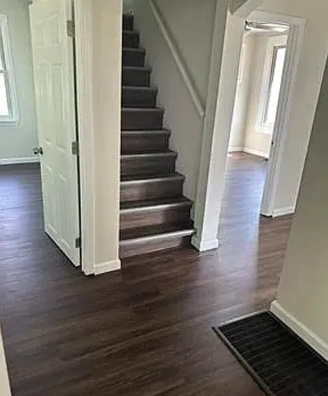 8213 John Pl — Photo 12