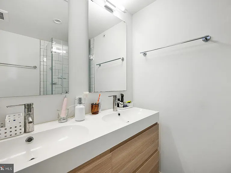 2012 Frankford Ave #18-5D — Photo 28