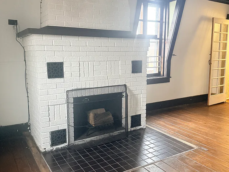 290 2nd Ave #3 — Photo 8