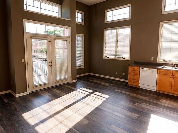 3rd image of 4200 Merchant St APT 201