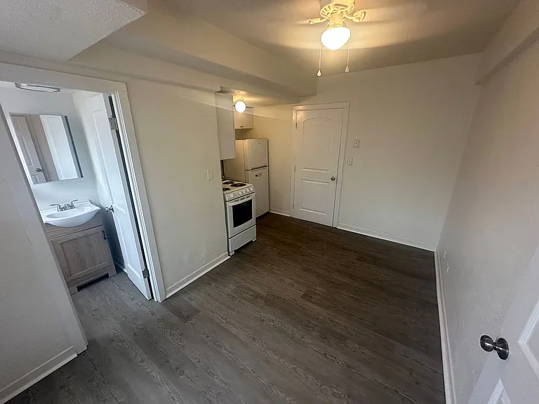 2123 Lauula St #4 — Photo 3