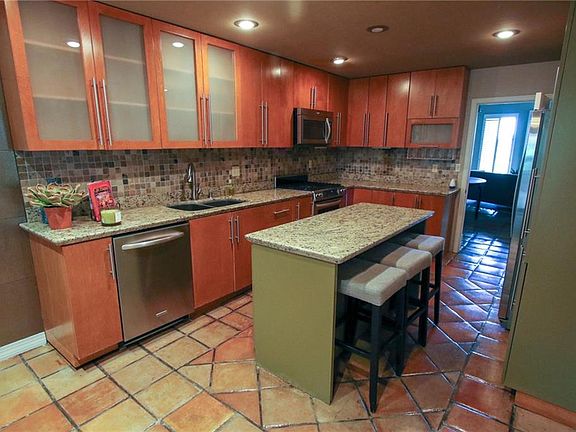 5th image of 5902 Mira Hermosa Dr