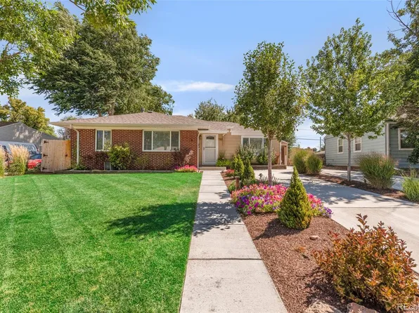 1150 Hillside Street, Aurora, CO 80010