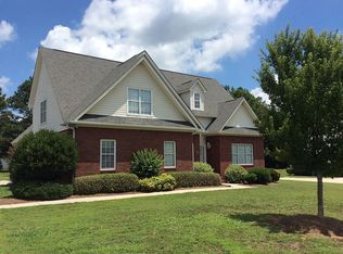 506 Heathmoor Dr, McDonough, GA 30252