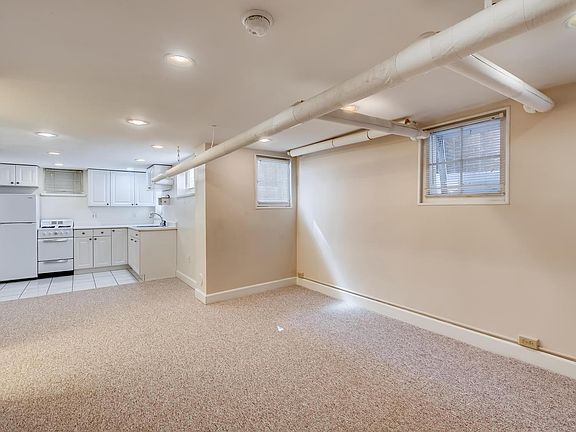4th image of 1120 N Emerson St #5
