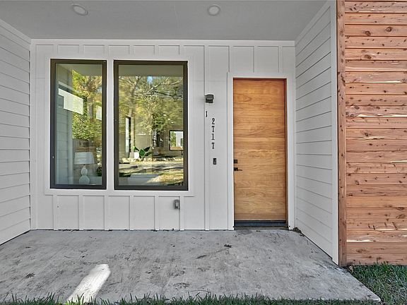 3rd image of 2717 Lyons Rd #1