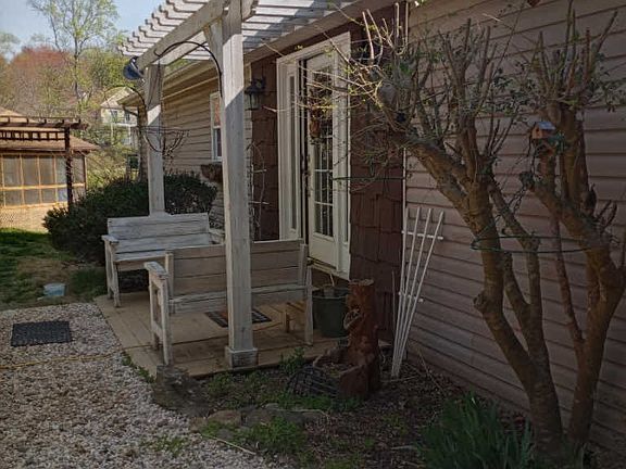 2nd image of 145 Arden Ln