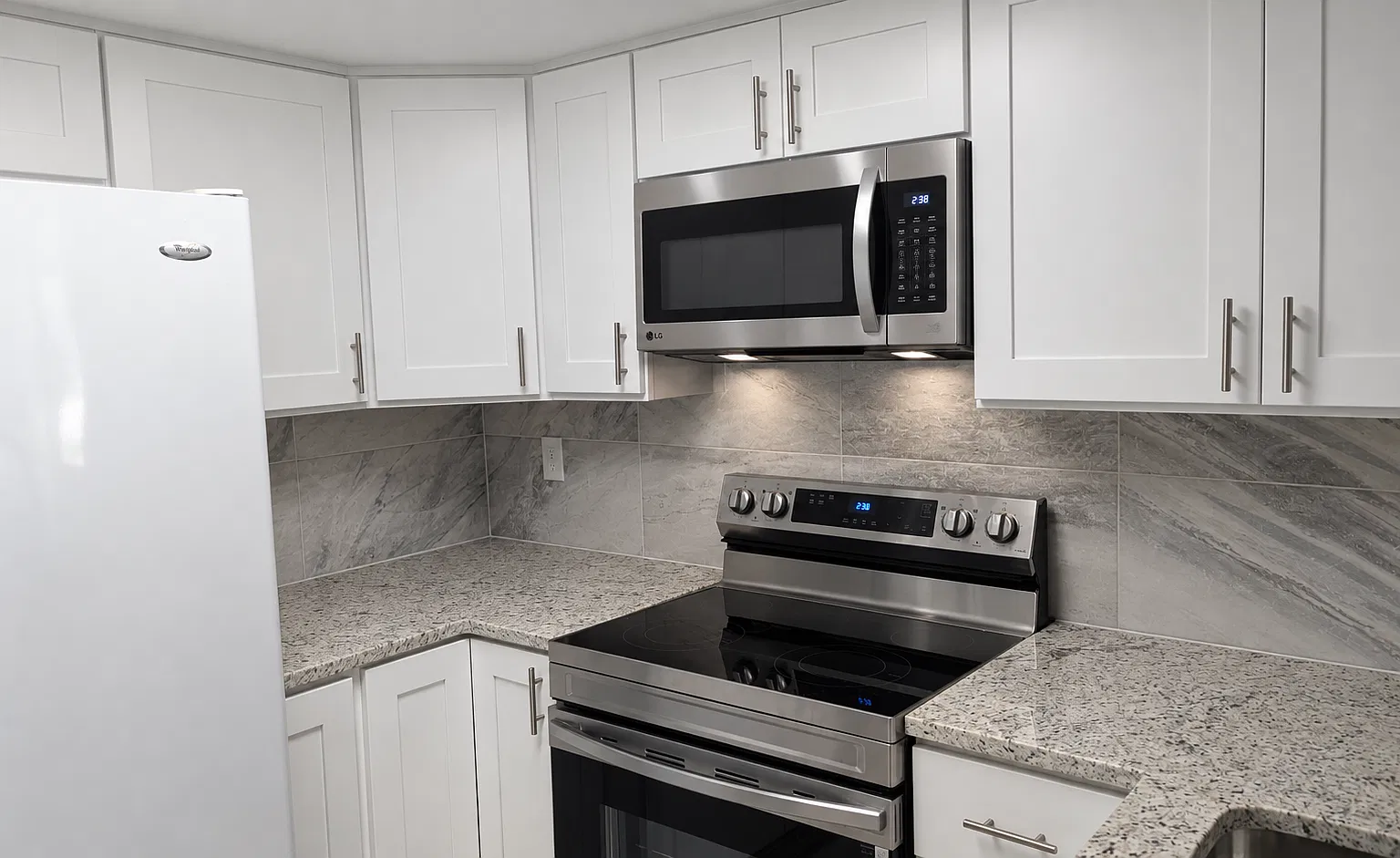 2 bed, 2.5 bath, 1410 sqft, $2,000 — Photo 1