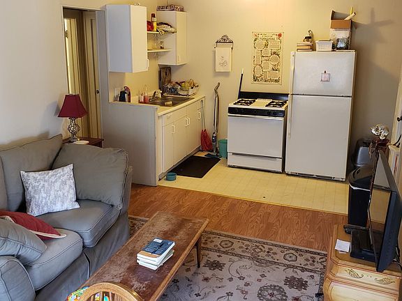 2nd image of 510 W 4th Ave #1