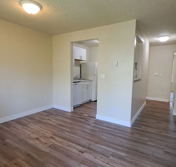 1934 Lincoln Ave SE #203 — Photo 23