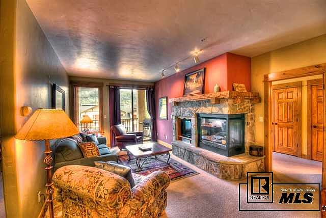 1st image of 1463 Flattop Cir #207