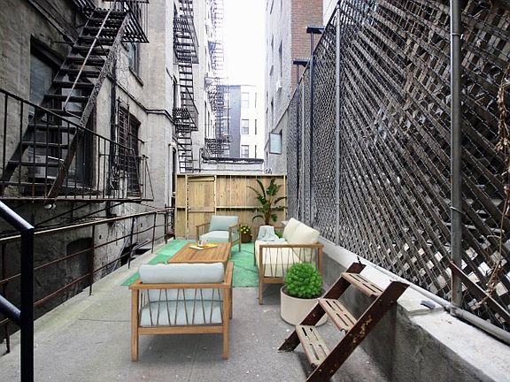 5th image of 157 Suffolk St APT 106