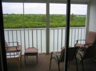 18325 Gulf Blvd APT 204, Redington Shores, FL 33708