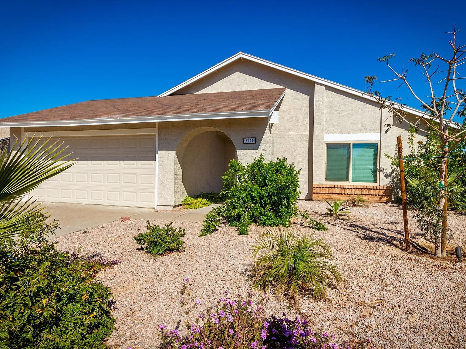 3 bed, 1750 sqft, $2,275 — Photo 3