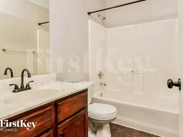 994 Sunset Farms Ct — Photo 13