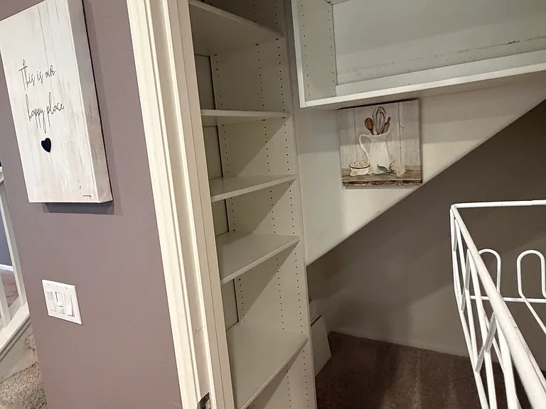 251 Saratoga Ct — Photo 12