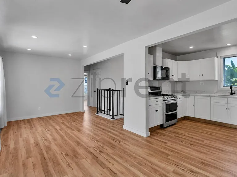 3031 Chestnut St — Photo 17