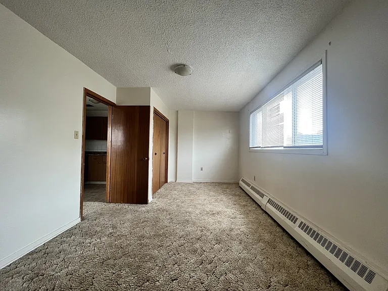2249 Cornwall St — Photo 20