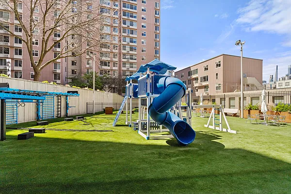 Sold by Compass | media 9