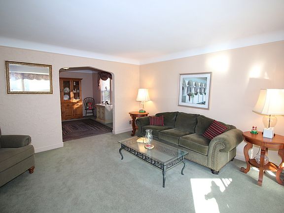 3rd image of 11420 S Campbell Ave