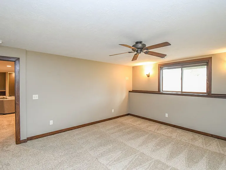 3436 W 84th Pl — Photo 43