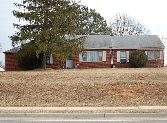 2nd image of 3068 Franklin Tpke