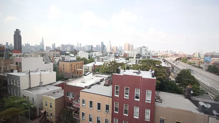 Rented by True Real Estate Group | media 17