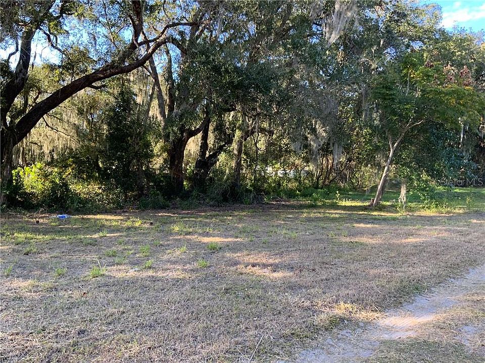 2nd image of Saint Marys Ln