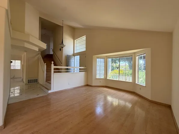 581 Hellyer Ave, San Jose, CA 95111