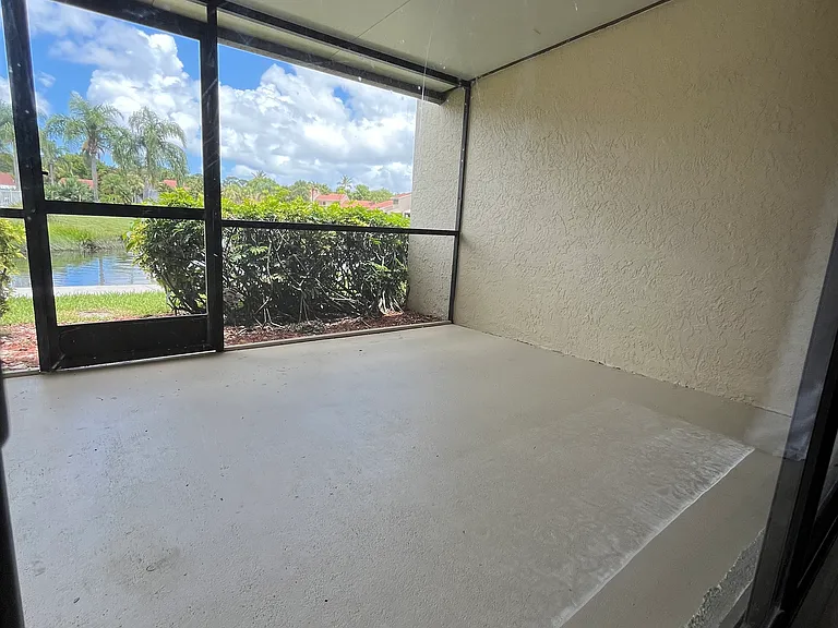 1580 SW Crossing Cir — Photo 27
