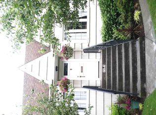 7727 19th Ave NE, Seattle, WA 98115