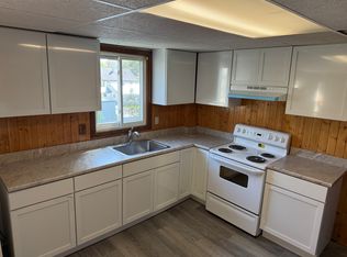 437 Willard St FLOOR 2, Berlin, NH 03570