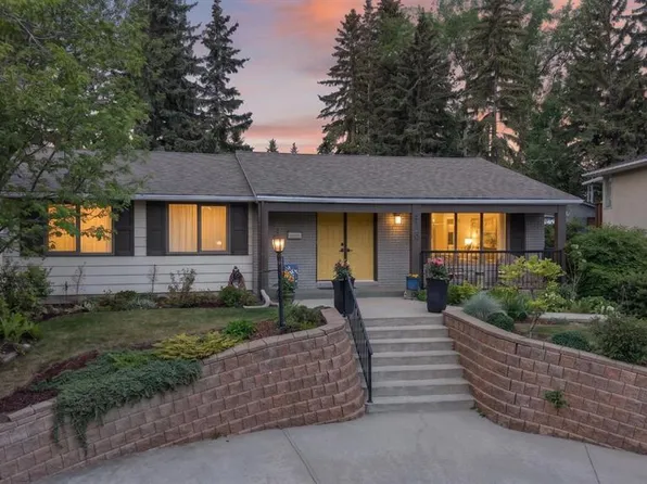 5120 SE Dalham Cres NW, Calgary, AB T3A 1L7