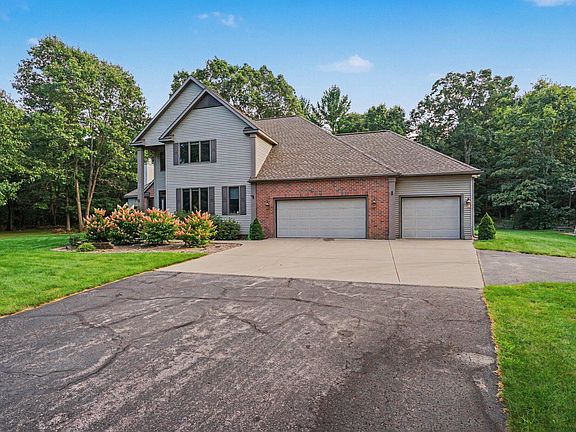 3rd image of 5045 Andrea Dr