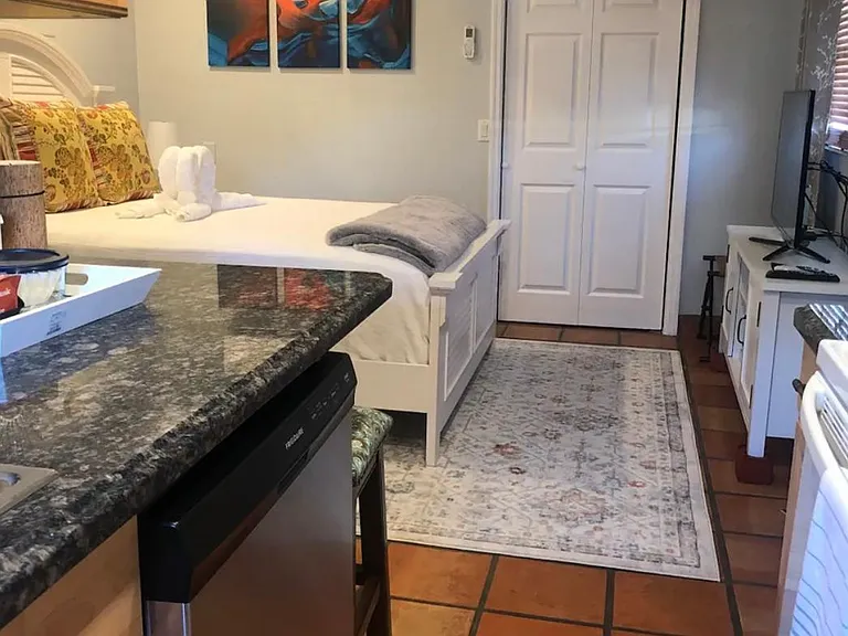 2311 S Dixie Hwy #4 — Photo 6
