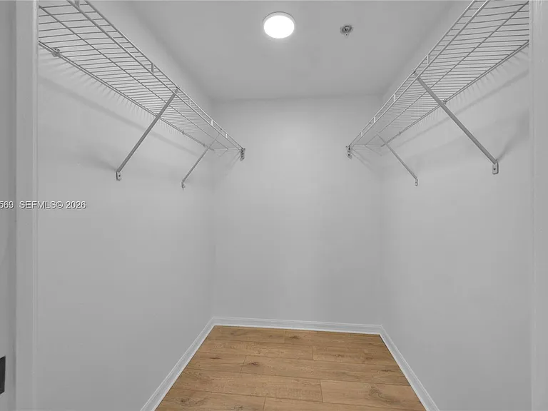 2630 SW 28th St — Photo 10