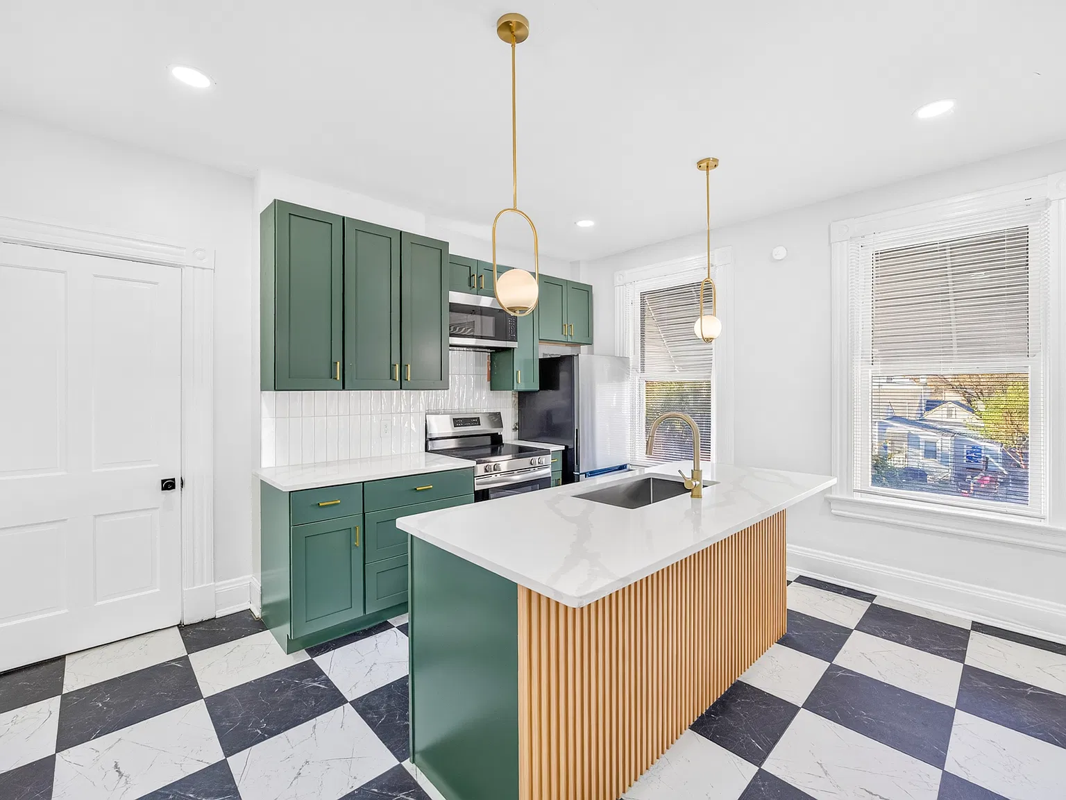 1 bed, $1,400 — Photo 3