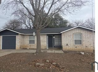 5919 Paddock Dr, San Antonio, TX 78238