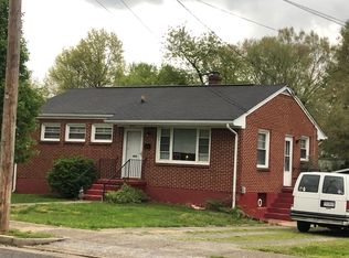 2813 Bradley St NE, Roanoke, VA 24012