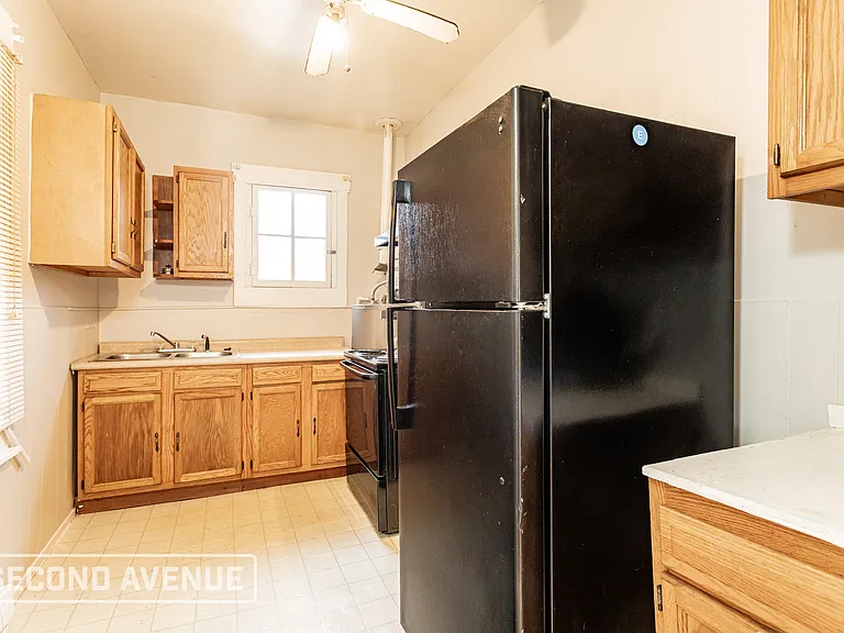 3401 Hickory Ave SW — Photo 10