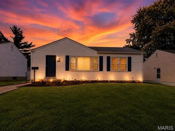 65 La Sierra Dr, Florissant, MO 63031