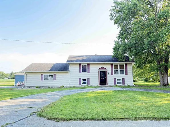 206 E Anstett Dr, Fowler, IN 47944