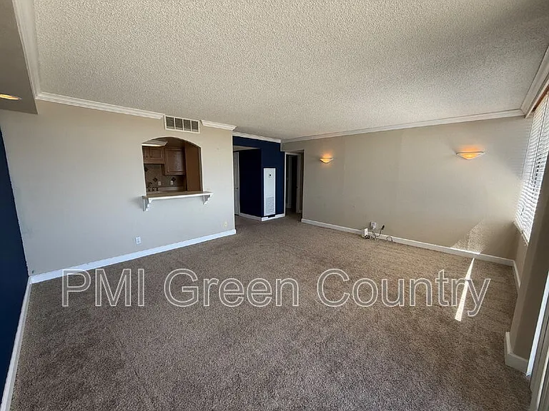410 W 7th St #1422 — Photo 7