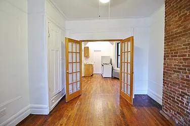 Rented by Julianna Realty Corp