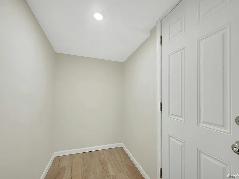 25 S Washington St #A — Photo 12