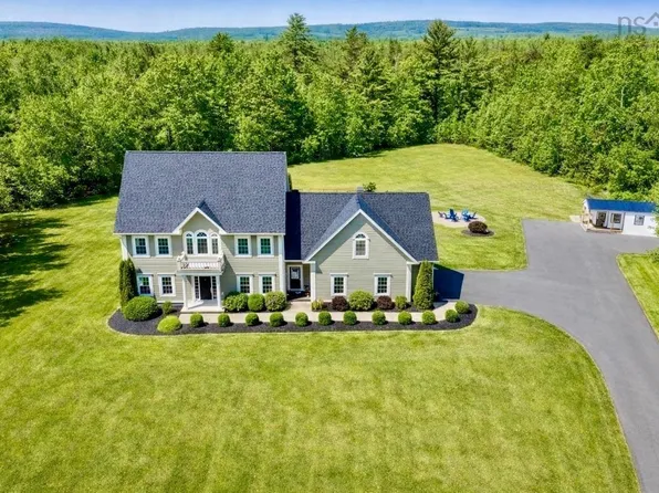 13697 Highway 1, Wilmot, NS B0P 1W0