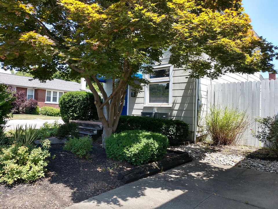 1st image of 3754 Beechmont Court